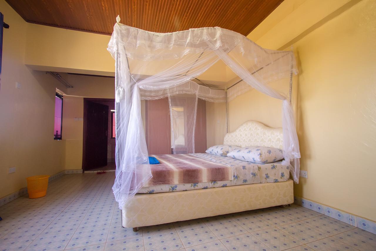 Grande Hotel Isiolo Экстерьер фото