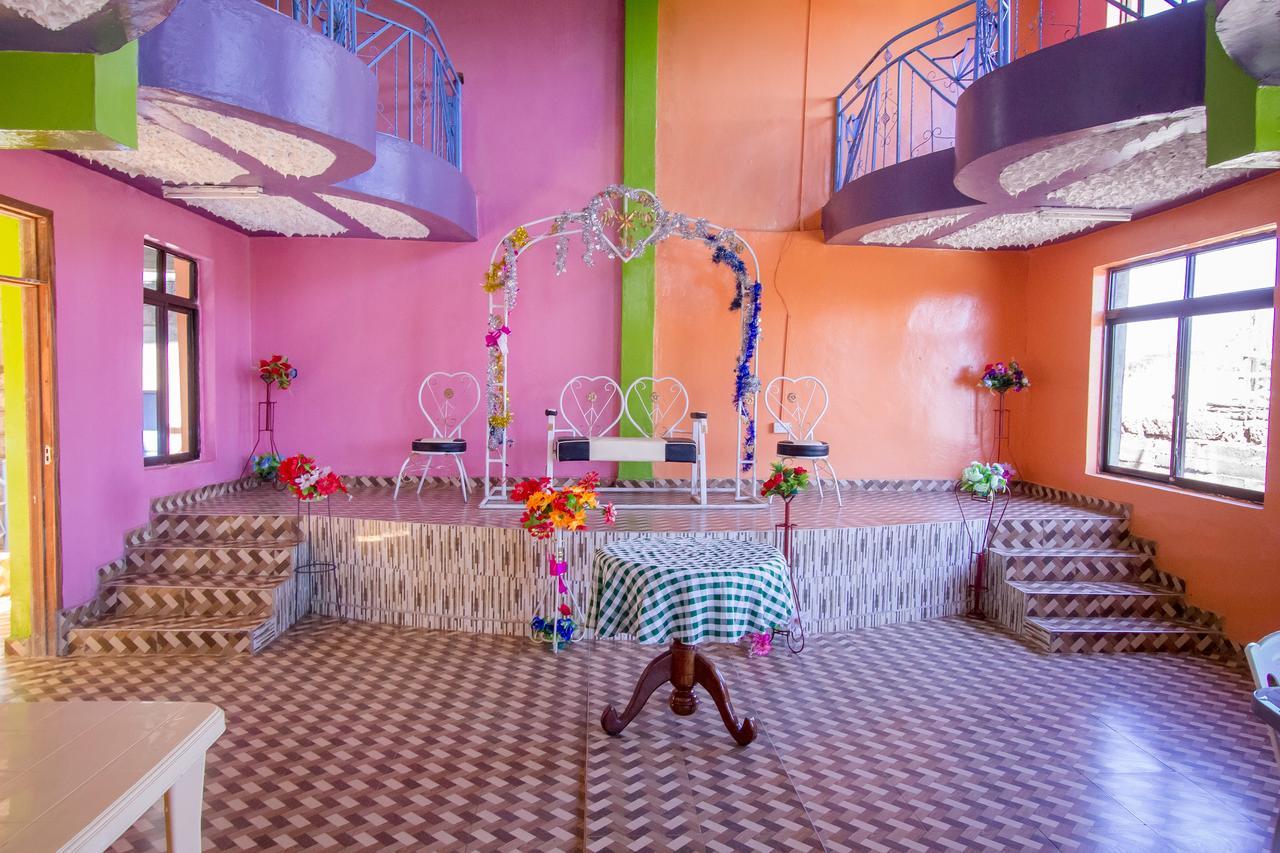 Grande Hotel Isiolo Экстерьер фото