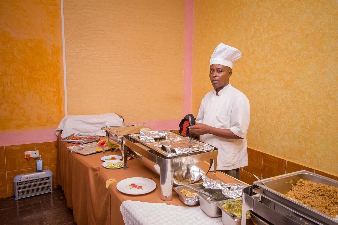 Grande Hotel Isiolo Экстерьер фото